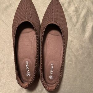 Vivaia Aria Pointed Toe Ballet Flats in brown/ caramel Size EU 39/ US 8.